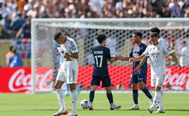 世俱杯：大巴黎4-0大胜皇马进决赛 