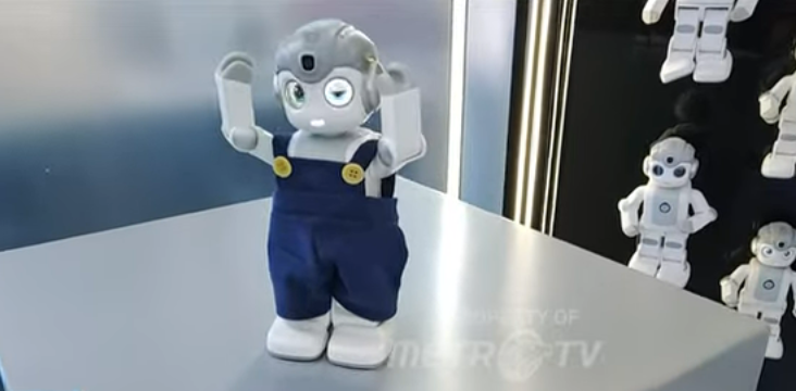 深圳研发“悟空陪伴型机器人”精妙之处