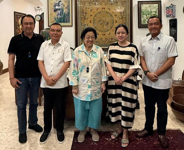 梅加瓦蒂要求干部支持普拉博沃政府