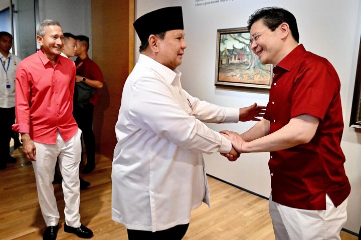 新加坡总理祝贺印尼独立80周年 