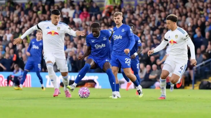 英超：利兹联1-0险胜埃弗顿