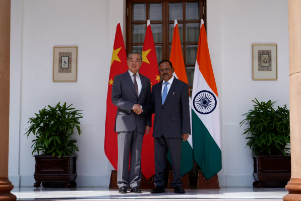 中印度举行边界问题特别代表会晤并达成10点共识