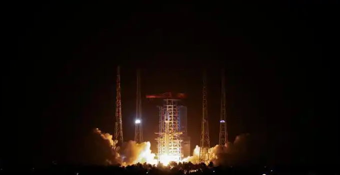 长征八号甲火箭成功发射卫星互联网低轨卫星 