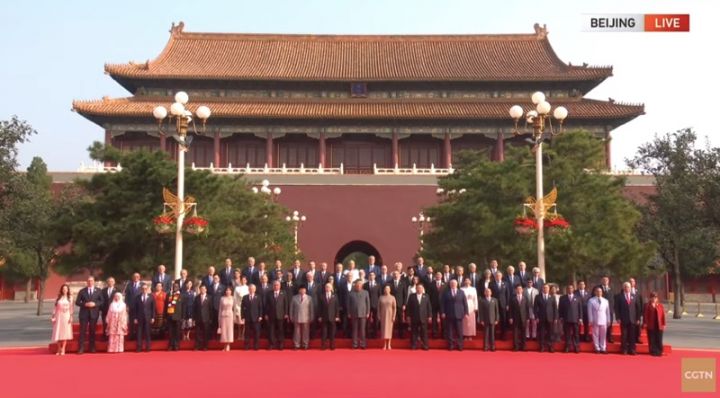 普拉博沃出席九三阅兵 