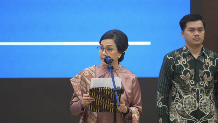 财政部举行财长职务交接仪式
