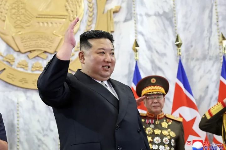 金正恩承诺将朝鲜建成“世界最好社会主义天堂”