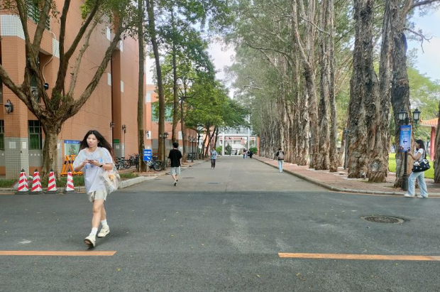 在中国南方传承印尼语
