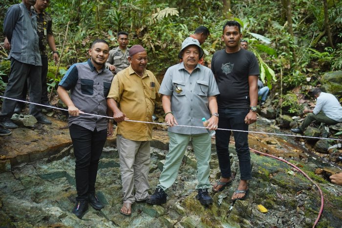 亚齐省发现重量5千吨珍贵玉石