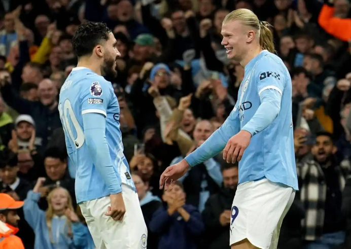 英超：曼城3-1伯恩茅斯距榜首6分