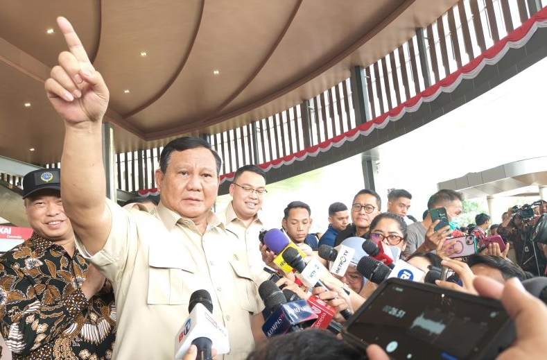 普拉博沃提议高铁线路延伸至巴纽旺宜 