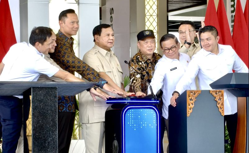 普拉博沃指示制定加里曼丹铁路网建设规划 