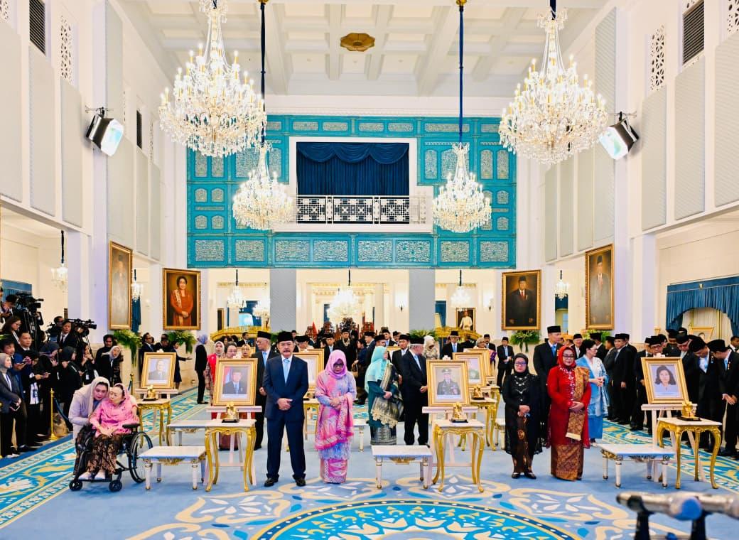 普拉博沃烈士节向10名要人追封烈士封号  