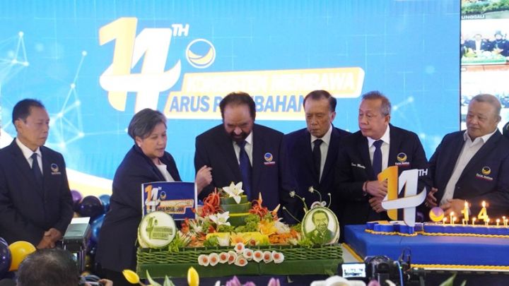 民族民主党庆祝成立14周年