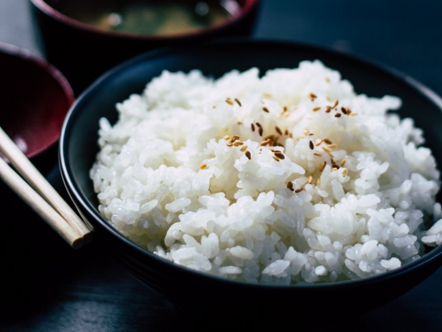 冷白米饭热量是否更低？   