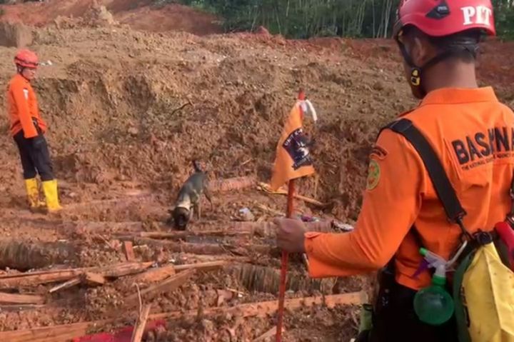 中爪哇省山体滑坡致死亡人数升至5人