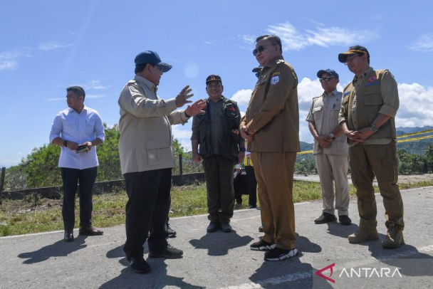 普拉博沃承诺尽快修复亚齐省洪灾损毁桥梁 