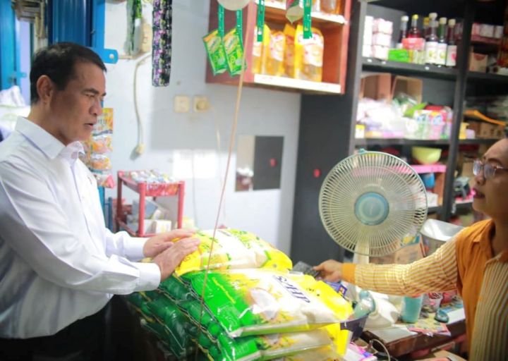 印尼大米储备370万吨，农业部长：无需进口 