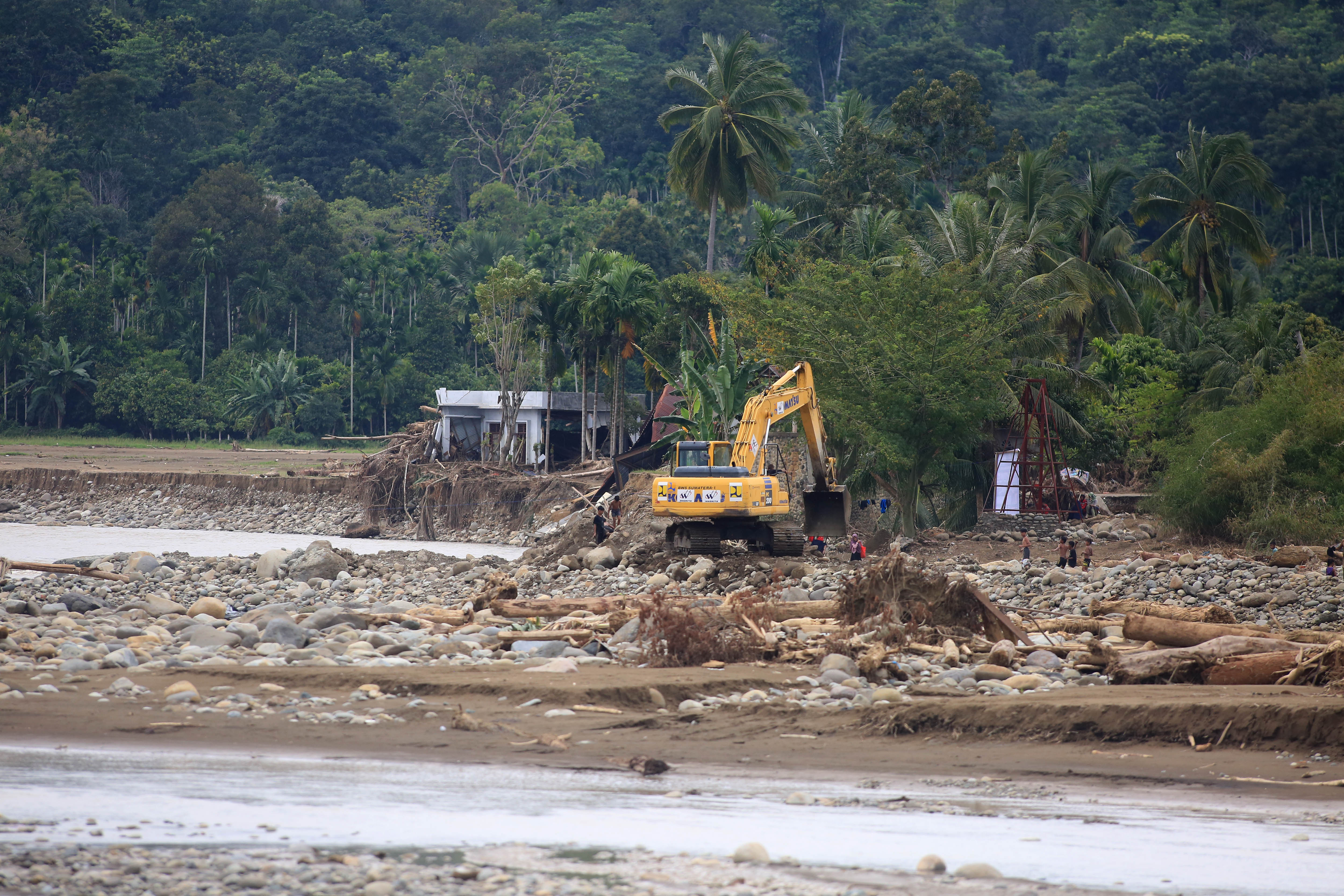 气象局在西苏门答腊实施人工影响天气 