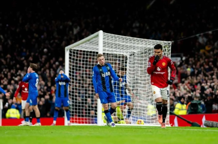 英超：曼联4-4伯恩茅斯