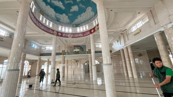 亚齐塔米昂警民合力清淤 恢复阿尔福尔干大清真寺