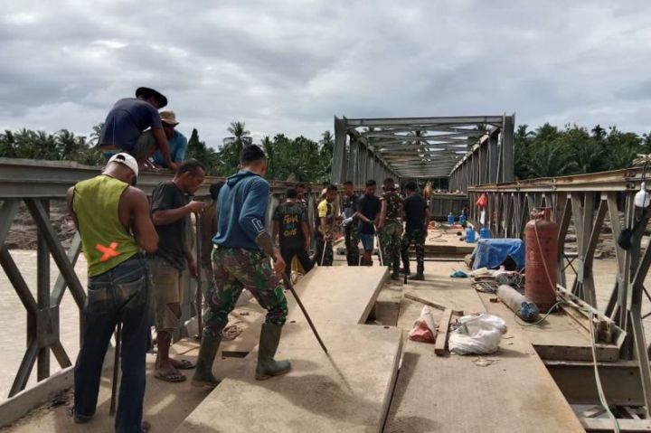 苏门答腊灾后恢复工作：81%国道恢复通行 