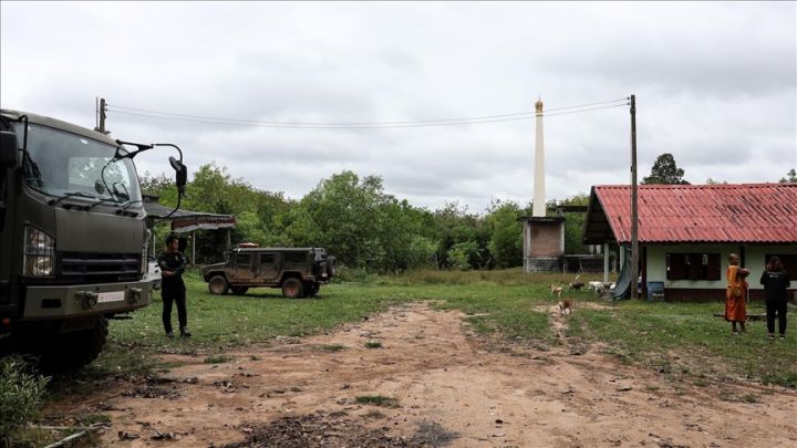 柬埔寨民众举行和平集会呼吁与泰国和平 