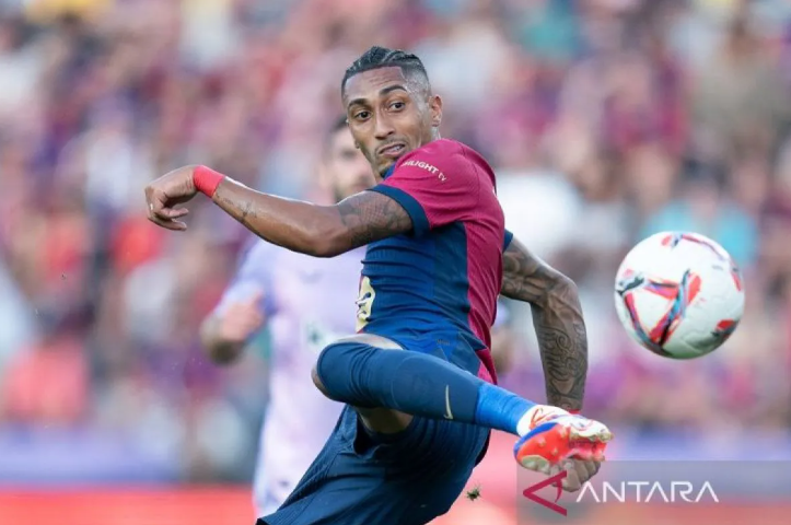 西甲：巴萨2-0十人比利亚雷亚尔