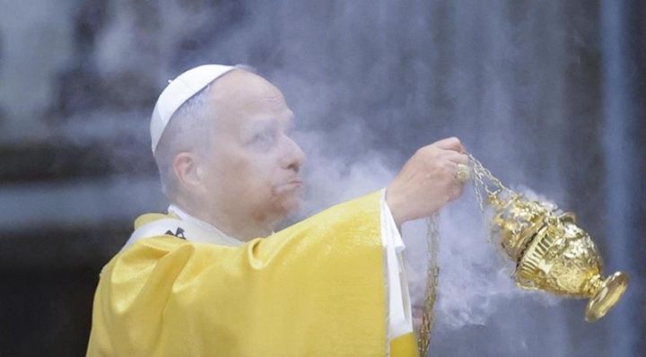 教皇良十四世首度主持圣诞夜弥撒