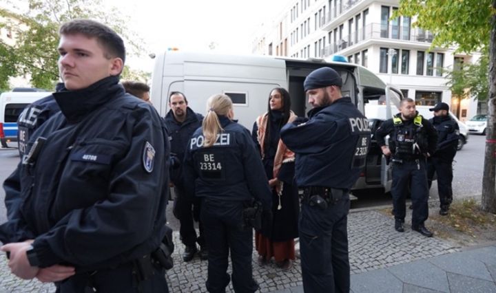 德国一储蓄银行遭盗窃，约2700名客户受影响 