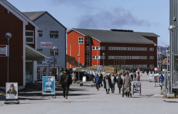 特朗普称不会以军事手段获取格陵兰岛