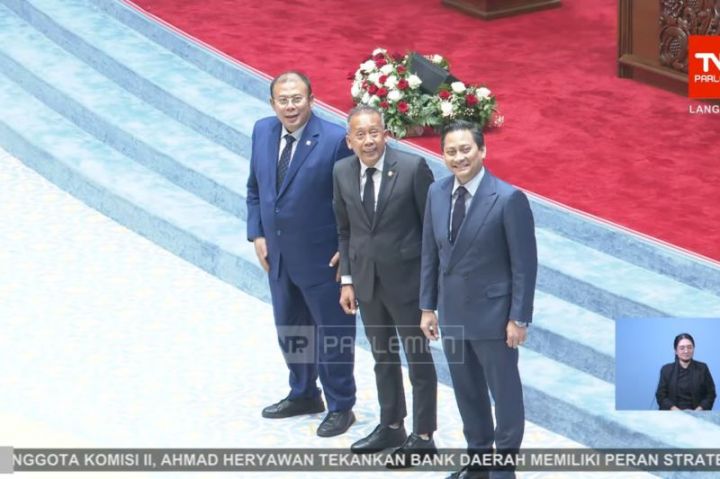 国会批准托马斯担任印尼央行副行长 