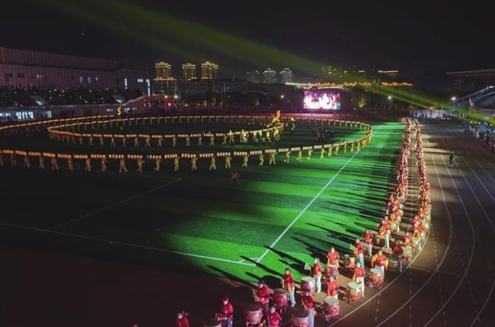 第四届慈利板板龙灯艺术季盛大上演