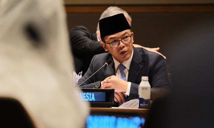 外长：普拉博沃主动与海湾国家领导人通话 