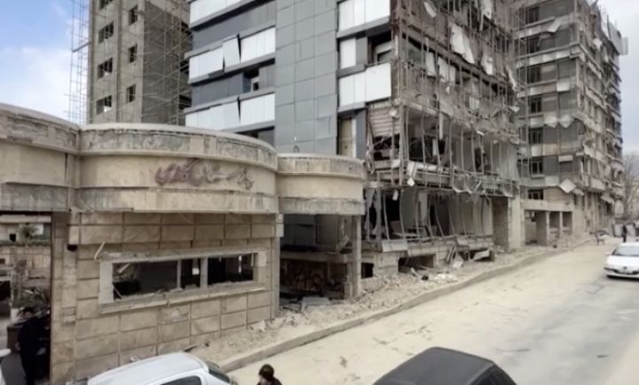 美以袭击伊朗死亡人数升至926人死亡