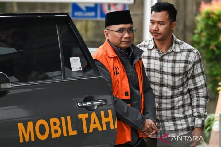 前宗教部长亚古特离所五天后再被收押