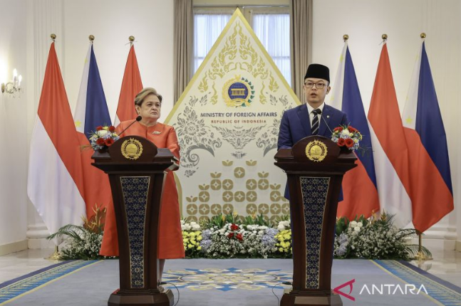 印尼与菲律宾同意加强跨领域战略合作 