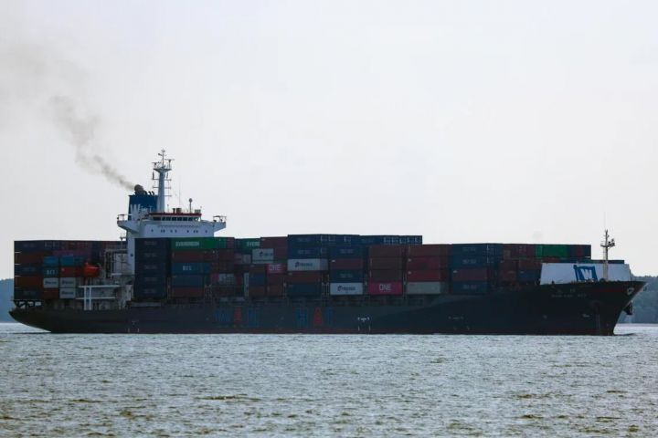 霍尔木兹海峡 vs 马六甲海峡：哪个更具战略意义？