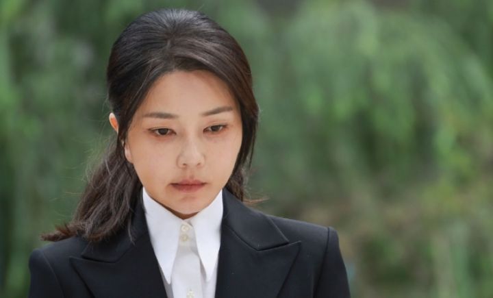韩国前第一夫人案主审法官离世   