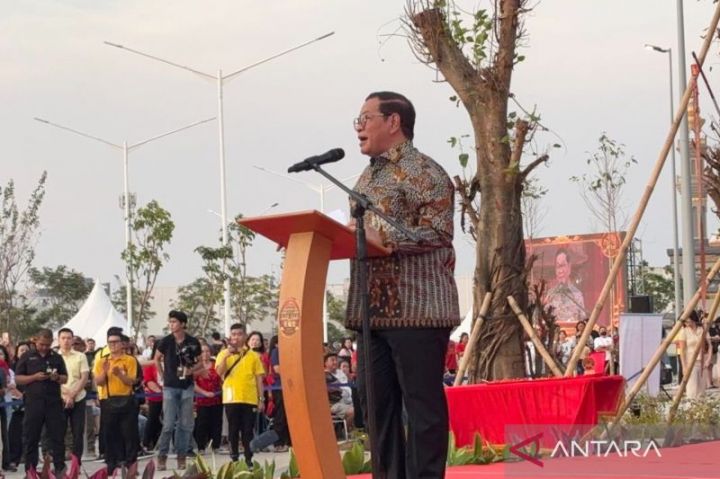 普拉莫诺出席雅加达PIK2天福宫落成仪式
