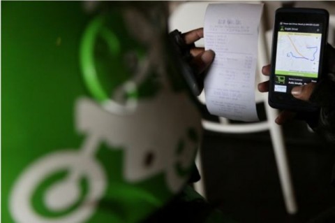 印尼两大网约车平台下调摩佣金至8%