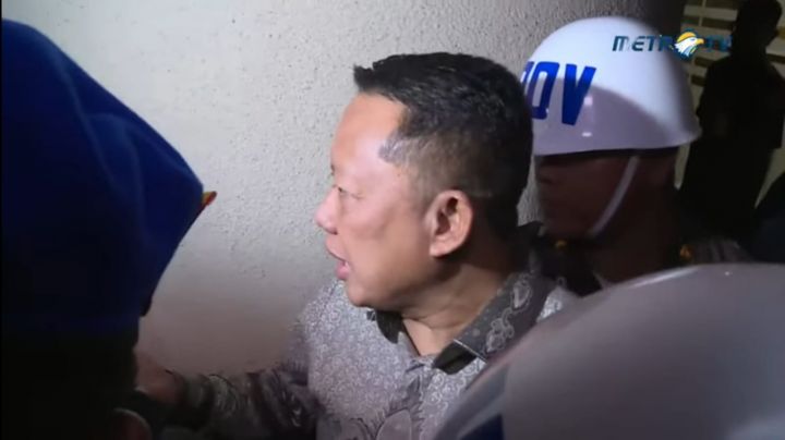 最高检查署传唤费布里问询