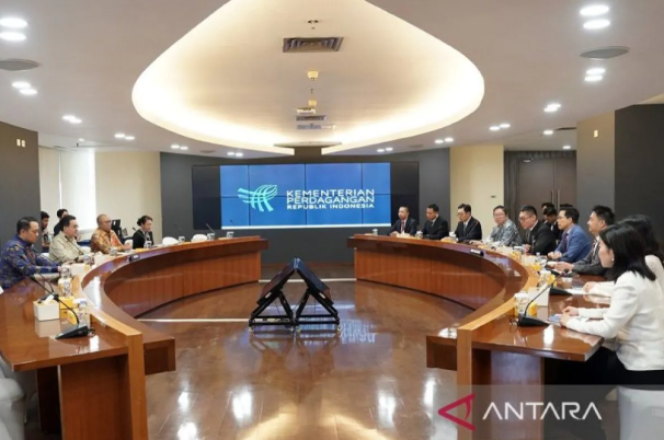 印尼贸易部会见中国江苏省商务代表团  
