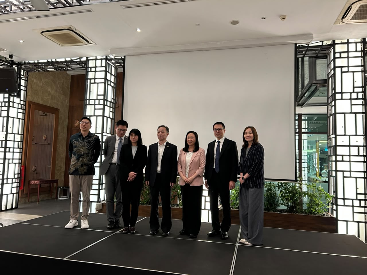 香港首个低空经济双人出访马来西亚及印尼