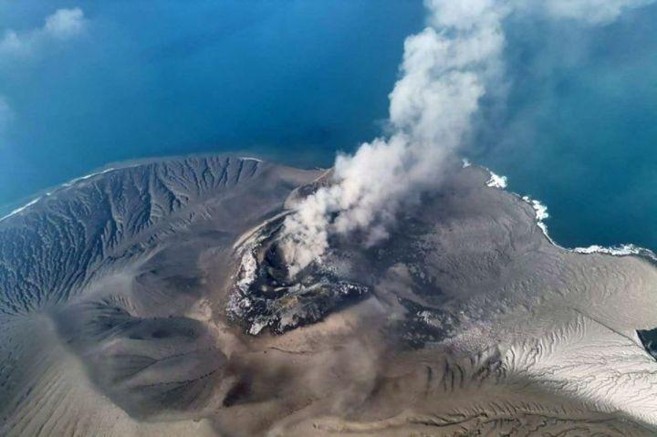 克拉克陶之子火山活动仍处于高位    维持“警戒”状态 