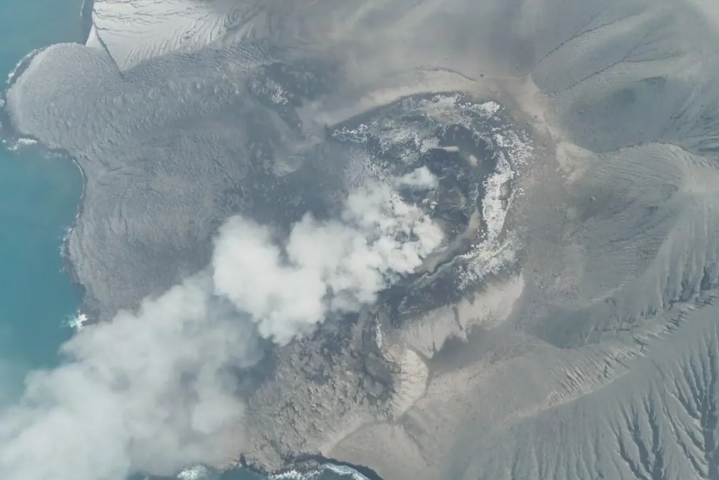 印尼地质局：克拉克陶之子火山持续喷发已结束 
