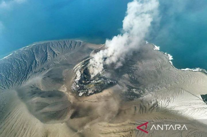克拉克陶之子火山活动减弱 