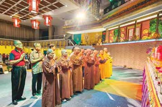 广东梅州千佛塔寺访问团赴印尼交流 弘扬佛法续写侨缘 