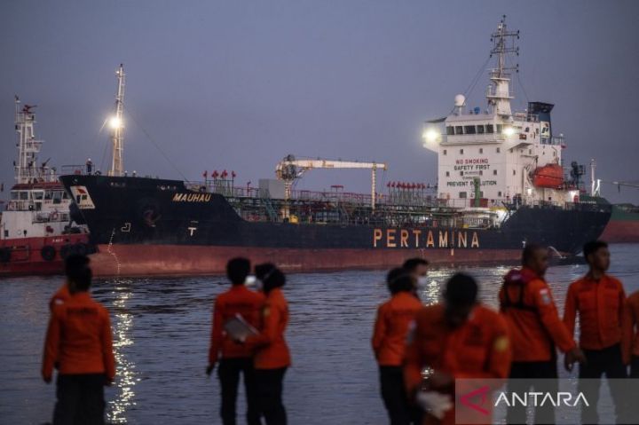 国会质疑海运监管　  要求全力搜寻“维尔戈运输8号”失踪人员 