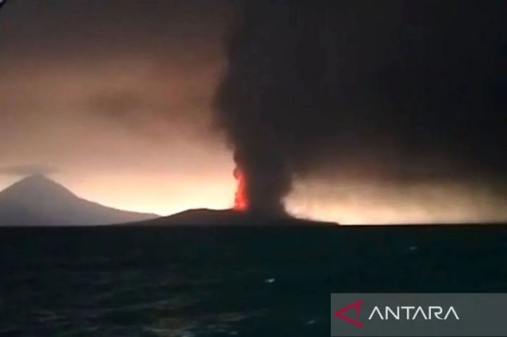 火山监测中心：喀拉喀托之子火山快速生长 暂无坍塌风险 