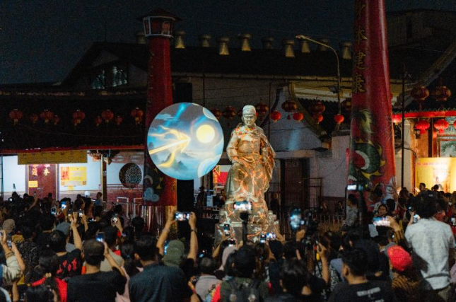 三宝垄唐人街迎中秋      文化旅游展现新活力  